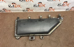 Крышка воздушного фильтра BMW 5 2007 64316950936 E60 N52B25, правая