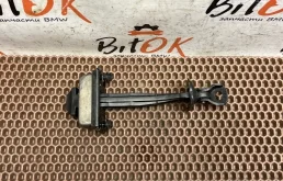 Ограничитель открытия двери BMW X3 2014 51217205572 F25 N47D20, передний