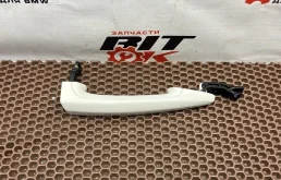 Внешняя ручка двери BMW 1 2012 51217207562 F20 N13B16, правая