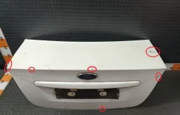 Крышка багажника Ford Focus 1353382