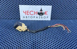 Реле Volkswagen Tiguan 1 2010 4H0937529 CCZC