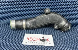 Патрубок интеркулера Volkswagen Tiguan 1 рестайлинг 2012 1K0145840R CCZD