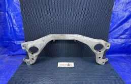 Балка передняя поперечная Volkswagen Touareg I рестайлинг 2007 7L0199207 7L BHK, передняя