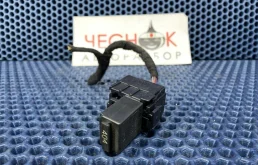 Реле Volkswagen Touareg 1 2004 8D0937528 AXQ