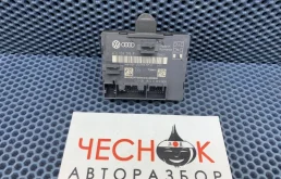 Блок управления дверями Audi Q7 4L рестайлинг 2012 4F0959795P 4L CJTC, задний правый