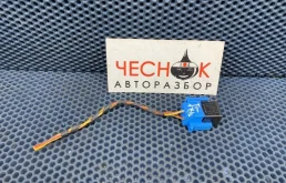 Реле Volkswagen Tiguan I рестайлинг 2011 4H0951253A CCZC, переднее
