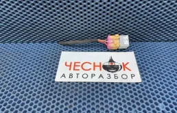 Реле Volkswagen Touareg I рестайлинг 2007 141951253B 7L BHK, переднее