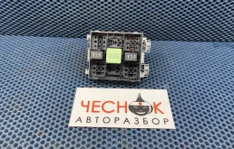 Блок реле Volkswagen Touareg 2 2010 7L0937503 CGRA
