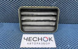 Решетка вентиляционная задняя Volkswagen Touareg II рестайлинг 2015 7PP819181A FL CGRA