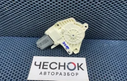 Моторчик стеклоподъемника Audi Q5 I рестайлинг 2015 8T0959801B CNCD