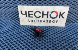 Выключатель концевой Volkswagen Touareg 1 2007 1J0947561 BHK
