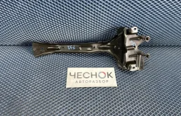 Кронштейн замка капота Volkswagen Touareg 1 2006 7L0805799D AXQ