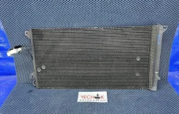 Радиатор кондиционера (конденсер) Audi Q7 4L рестайлинг 2011 4L0260401A CJTC