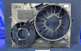 Диффузор радиатора Volkswagen Touareg 1 2006 7L0121207E BLE, передний