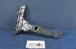 Крепление заднего бампера лев Audi Q5 8R Sline Audi Q5 I рестайлинг 2013 8R0807453C CNCD, заднее левое