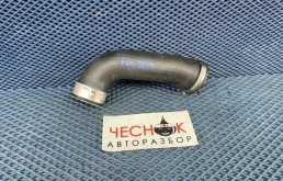 Патрубок интеркулера Volkswagen Tiguan I рестайлинг 2011 5N0145834J CCZD