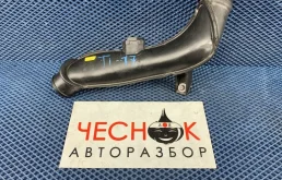 Патрубок интеркулера Volkswagen Tiguan I рестайлинг 2011 038906051D CCZC