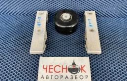 Кронштейн крепления переднего стабилизатора Volkswagen Touareg 2 2010 7L0411063B CGRA, передний