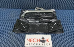 Набор инструментов Volkswagen Tiguan 1 2011 4D0012219A CCZC