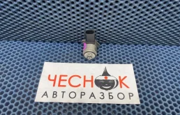 Датчик (сервоклапан) рулевой рейки Audi Q7 2009 7L8422062K 4L BHK