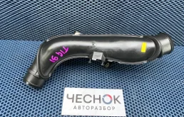 Патрубок интеркулера Volkswagen Tiguan 1 рестайлинг 2012 1K0145770AH CCZD