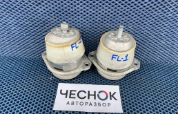 Опора двигателя Volkswagen Touareg II рестайлинг 2015 7P6199131 FL CGRA