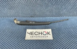 Поводок стеклоочистителя заднего Volkswagen Touareg 2 2015 8R0955407 CGRA