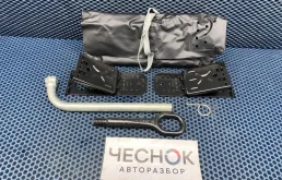 Набор инструментов Volkswagen Tiguan 1 2009 443012027 CAWB