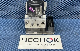 Модуль ABS c блоком управления Volkswagen Touareg II рестайлинг 2014 7P0614517R FL CGRA