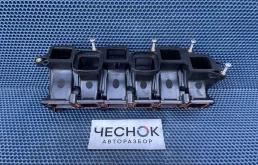 Коллектор впускной Volkswagen Touareg 2 2011 03H133201AE CGRA