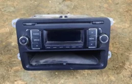 Магнитола VOLKSWAGEN JETTA 2012 5K0035156A 162 CLRA
