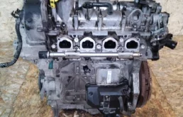 Двигатель SKODA OCTAVIA 2013 04E100033B 5E CHPA