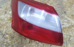Фонарь FORD FOCUS 2012 1863056 CB8 IQDB, задний левый