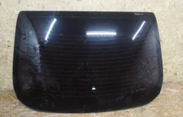 Стекло заднее FORD FOCUS 2012 1779510 CB8 IQDB