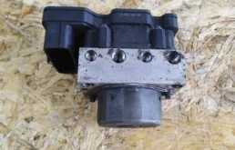 Блок abs VOLKSWAGEN POLO 2013 6R0907379AQ 612 CFNA
