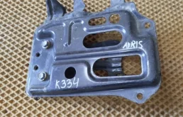 Площадка под АКБ TOYOTA AURIS 2014 7441012020 NRE180 1NRFE