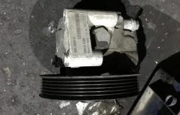 Насос ГУР для Land Rover Freelander L359 2006-2010