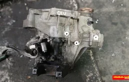 КПП механическая (МКПП) 5-ступенчатая 02T301103K Volkswagen Polo 4 1.2 Бензин