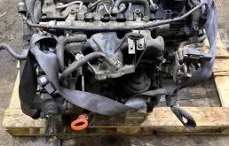 Двигатель Volkswagen Amarok 2012 03L100091L CSHA