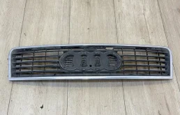 Решетка радиатора Audi A6 2000-2005 C5