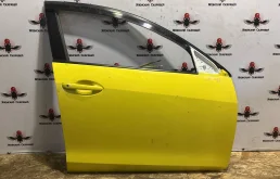 Дверь передняя правая Mazda 3 BL Седан