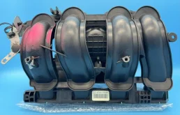 Коллектор впускной Ford Focus 2 1807950 1.6