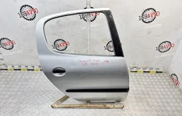 Дверь задняя правая Peugeot 206 2006