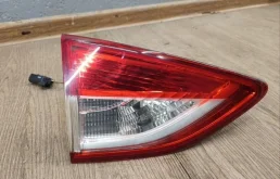 Фонарь внутренний Ford Kuga 2012-2016 2070896, задний левый