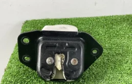 Замок крышки багажника Nissan X-Trail 90502EN00A T31