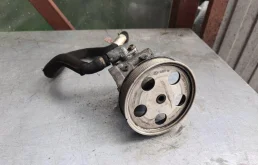 Насос ГУР Audi A4 8K0145153F
