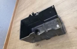 Площадка АКБ Ford Focus 3 1753501