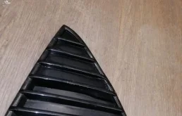Решетка бампера Ford Focus 3 1718737, передняя левая
