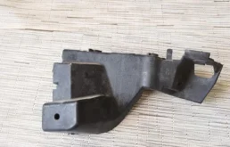 Кронштейн переднего бампера AUDI Q5 2008-2017 8R0807284C 8R, правый