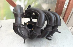 Впускной коллектор ford fusion 2002-2012 1511210 FYJA